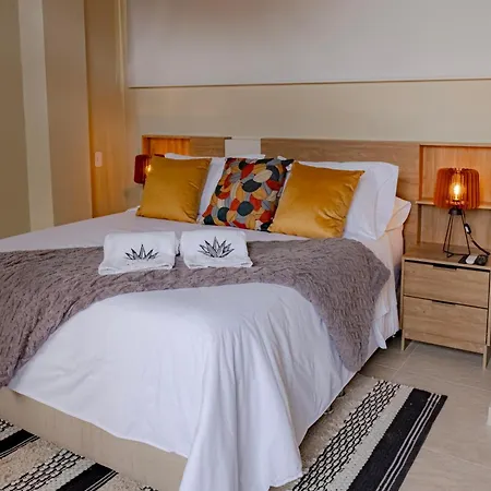 Casa Maguey Vibrant Mexican-inspired Apartamento